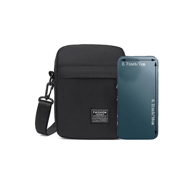 Men's bag, available in single shoulder or cross-body design, suitable for daily use during school. Made of nylon material.i