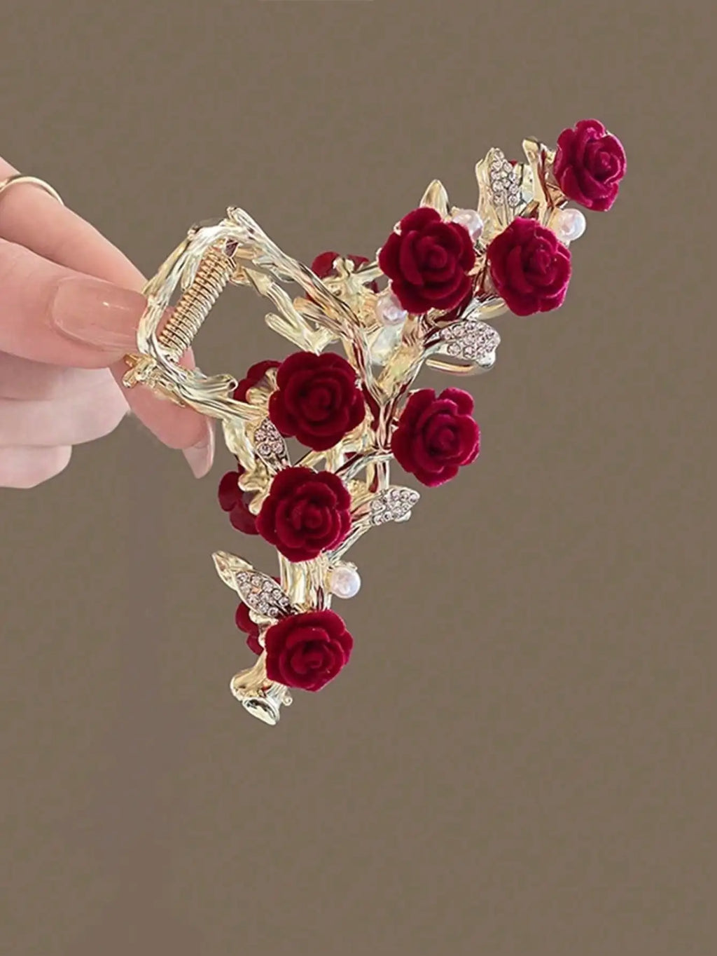 1Pcs Fashion Antique Roses Hair  metal Claw clip For Women Hair Accessories girls pretty       Holidays cruises party’s special  weddings