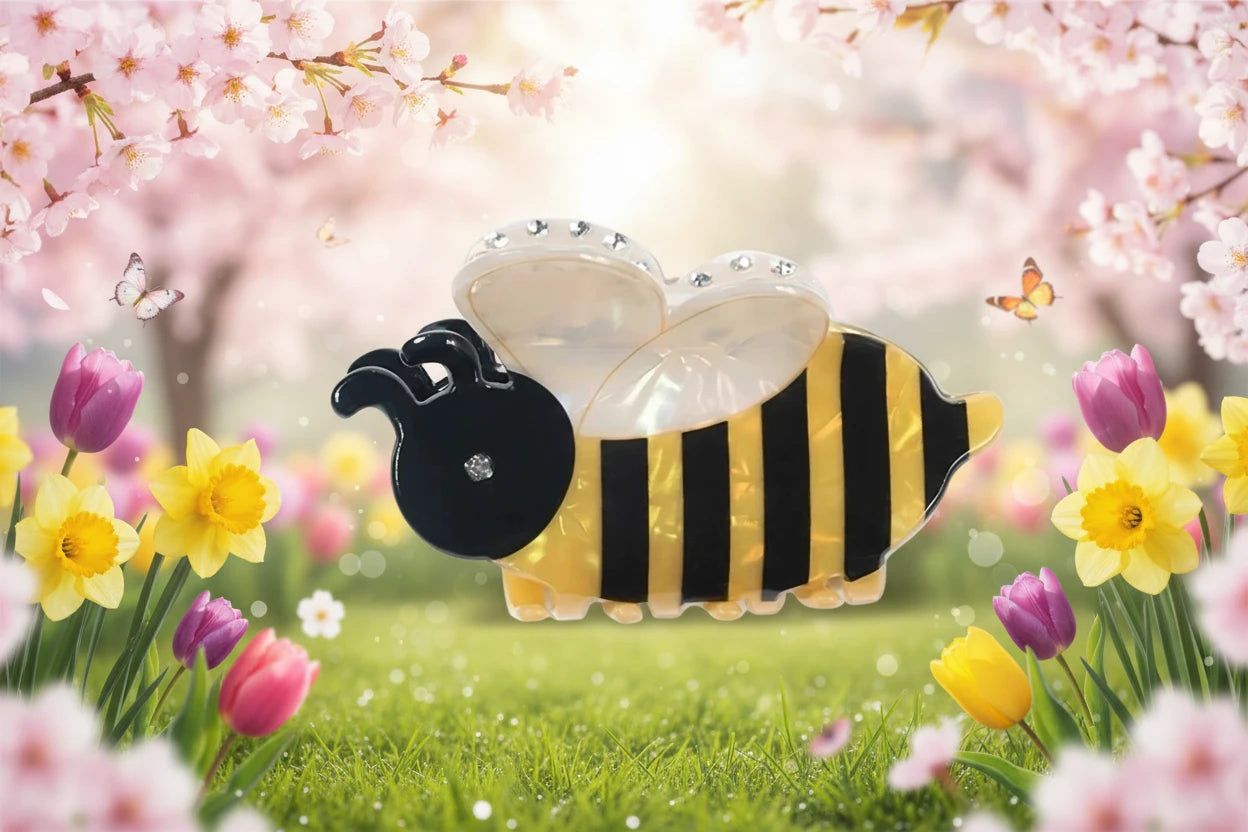 Cartoon Hair Claw For Women Cute Bee  ping pong  butterfly  cat  Shark Hair Gripper Claw Creative Acrylic Animal Hair Clip Girls Hair Accessories Manchester Bee for you or your princess holidays cruise party fancy dress  perfect for your manc friend r kid