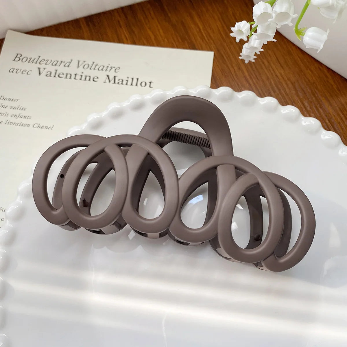 Hollow Hair Claw clip