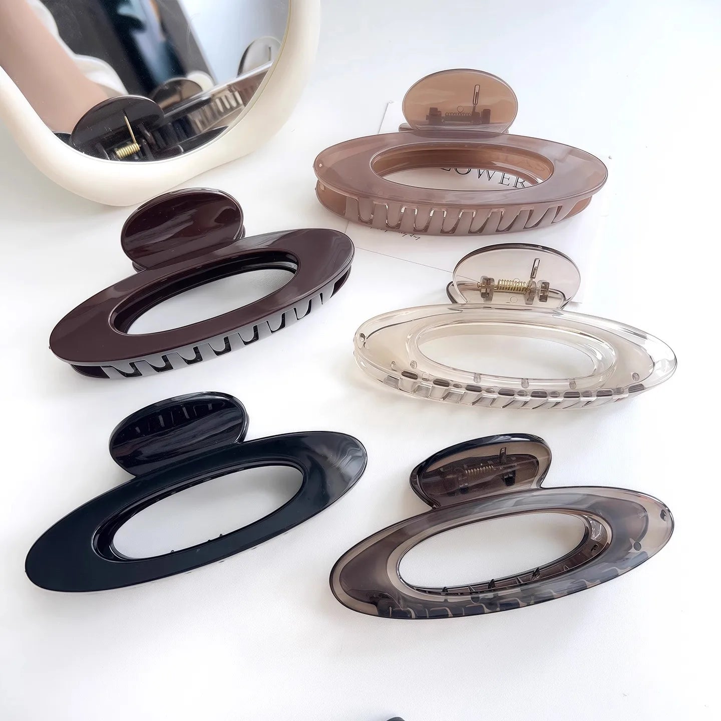 Oval Large Hair Claw Clip