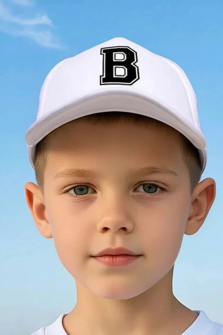 1Pc children's 26 letter printed baseball cap, fashionable sunshade duckbill cap for spring summer, breathable mesh trucker cap Initial cap