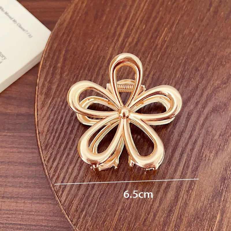 Metal Gold Silver Hollow Flower Hair Claw for Women Girls Hair Crab Clamps Ponytail Shark Clip Headdress Hair Style Accessories