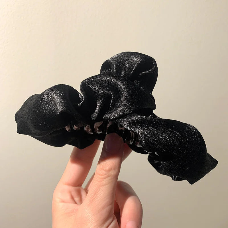 Flocking Rhinestone Black Hair Claw clip