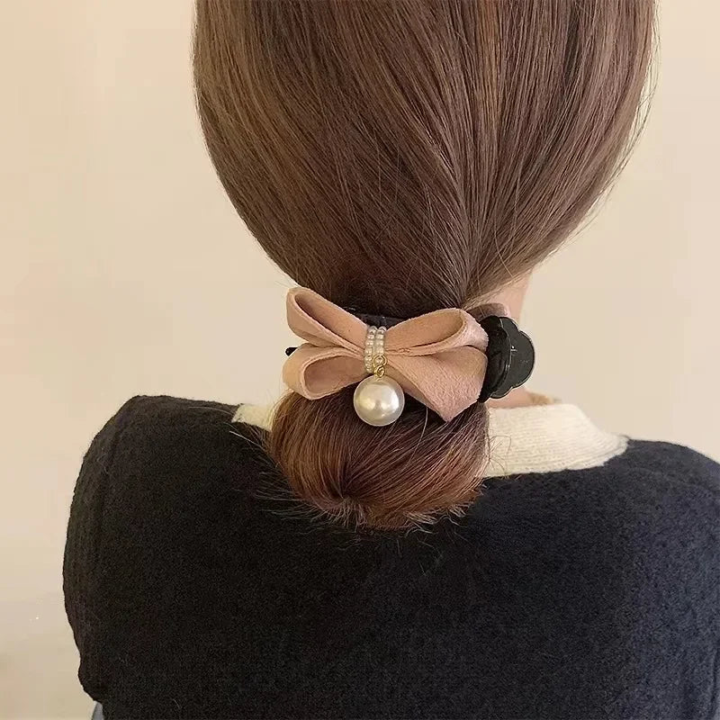Pearl Bow Ponytail Holder Sweet Plush Hair Claw Korean Fashion Hairgrips Elegant Soft Solid Hair Clip for Girls Hairpin Headwear