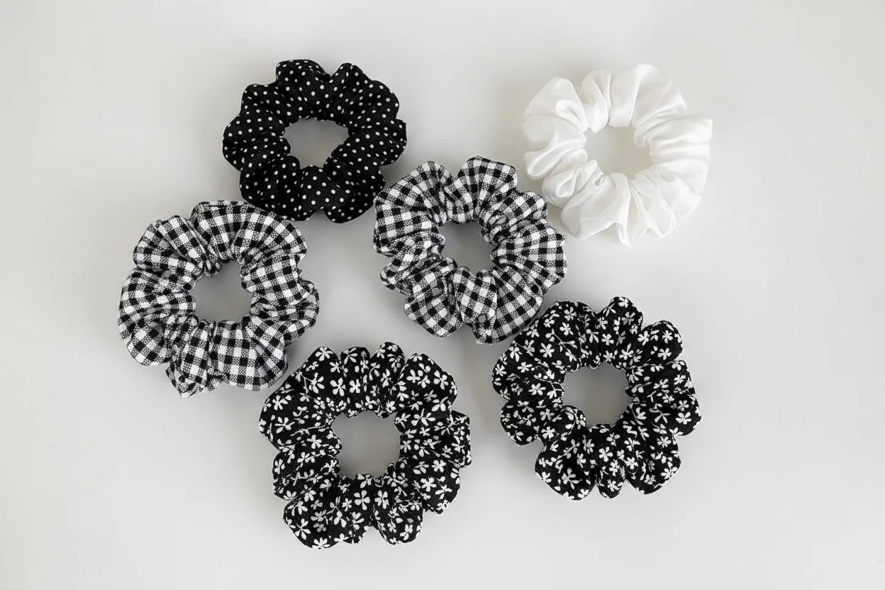 5 x Polka Dot Hair scrunchies