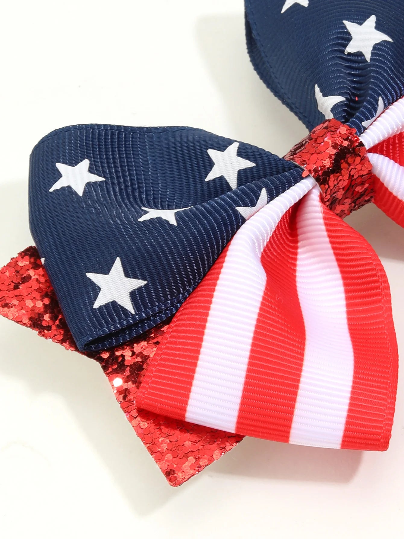 2Pcs USA Flag Bow Hair Clip Ribbon Patriotic American Flag Design Red White Blue Bow Barrettes For 4th Of July Party Accessories trip to America Florida New York holiday