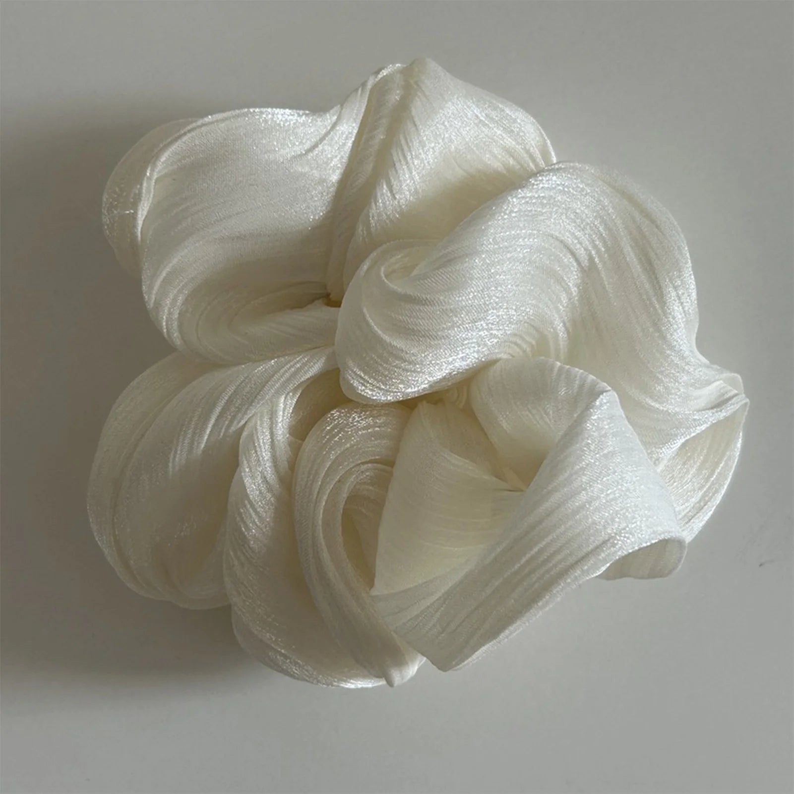 Pearl Sheen Hair Scrunchies for Women High Gloss Hair Bands Thick Elastic Ponytail Holders Elegant for Bridal Casual Occasions