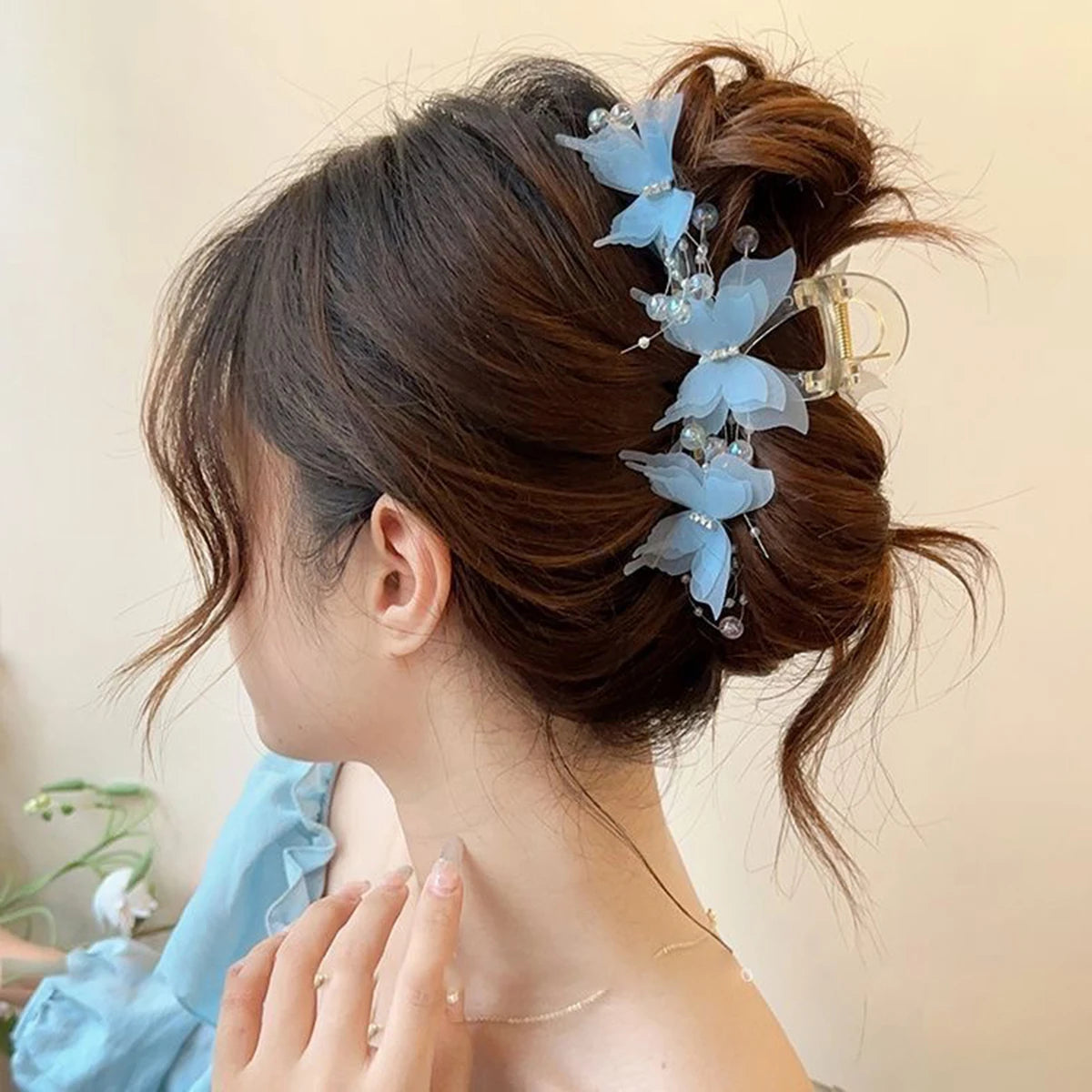 Super Fairy-Like Butterfly Hair Clip, Large Shark Clip, Back-Of-Head Hair Clip for Girls and Women, Half-Up Hair Accessory Suitable for Shopping and Everyday Casual Wear claw clip pretty wedding special occasion