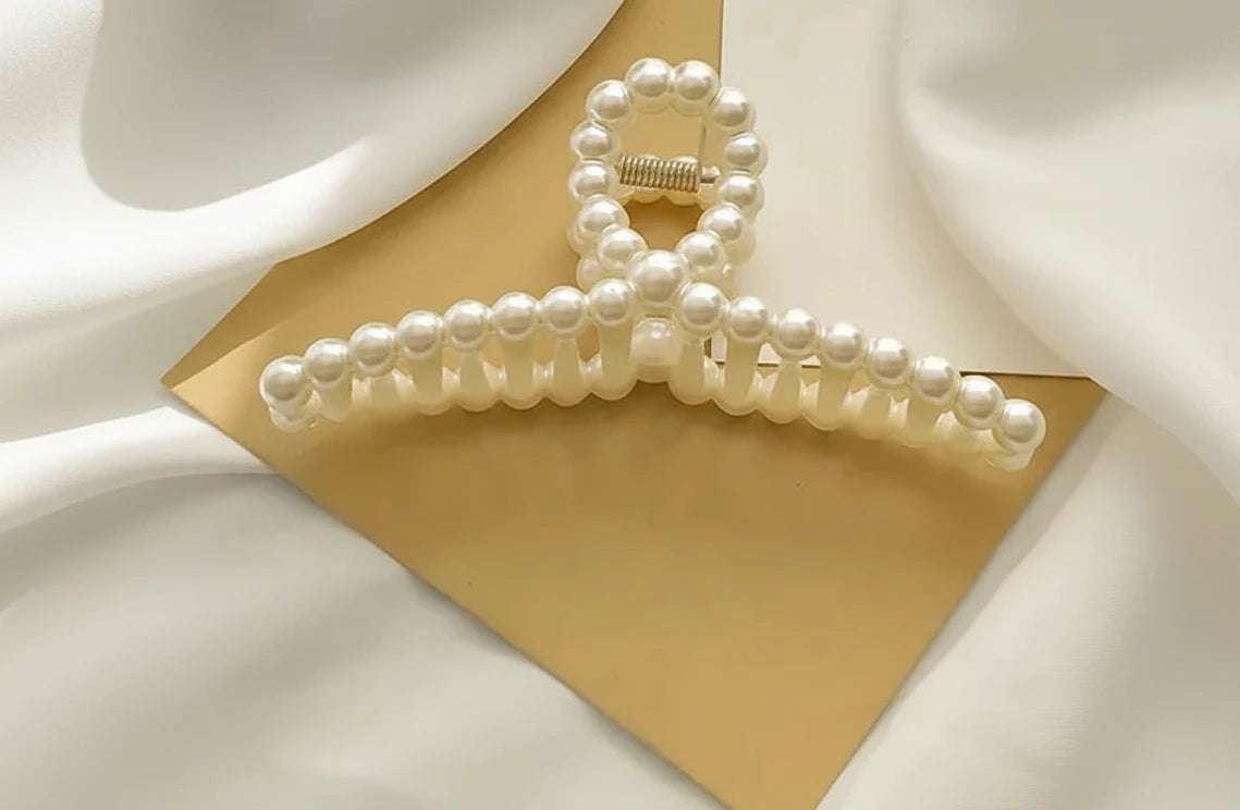Imitation Pearl Hairpins Geometric Hair Claws Bath Large Claw  Clip S Clip Back Head  Hair up Clip Women Hair heart love Accessories so pretty and elegant cruise ship. Party holiday