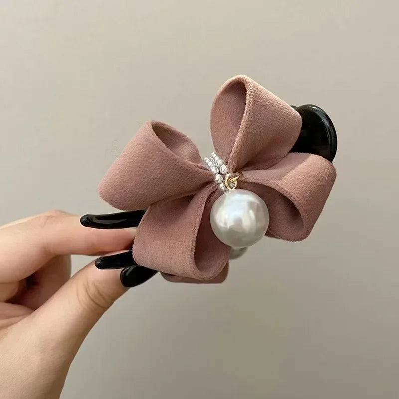 Pearl Bow Ponytail Holder Sweet Plush Hair Claw Korean Fashion Hairgrips Elegant Soft Solid Hair Clip for Girls Hairpin Headwear
